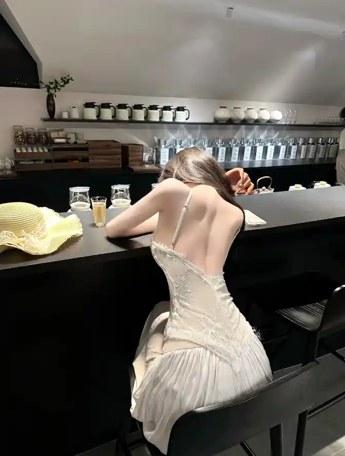 云顶国际4008am_人人澡人人人人天天夜夜_色五月丁香六月欧美综合